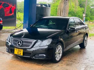 Mercedes-Benz E250 2010 Black
