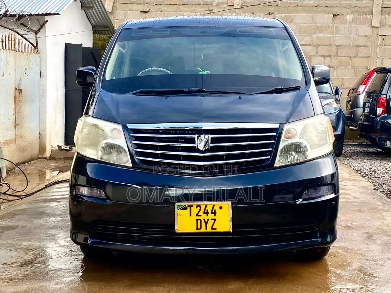 Toyota Alphard 2004 Black