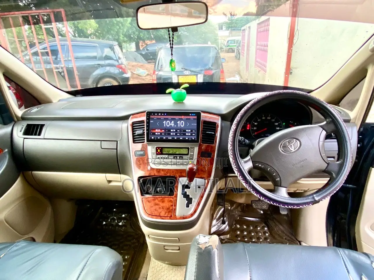 Toyota Alphard 2004 Black