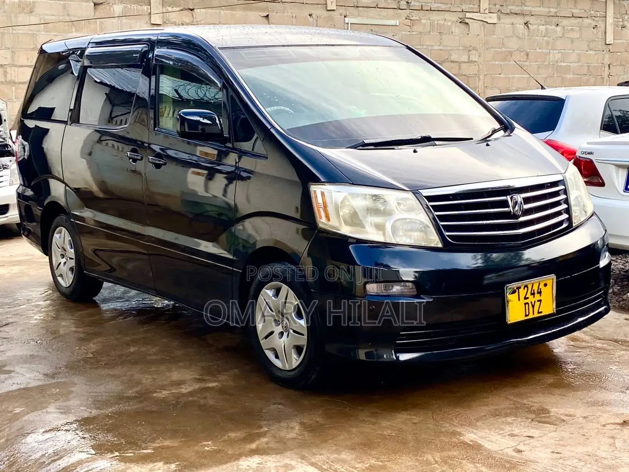 Toyota Alphard 2004 Black