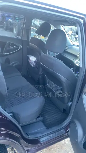 Toyota Vanguard 2012 Black
