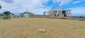 Kiwanja Kinauzwa Bunju Beach Moga