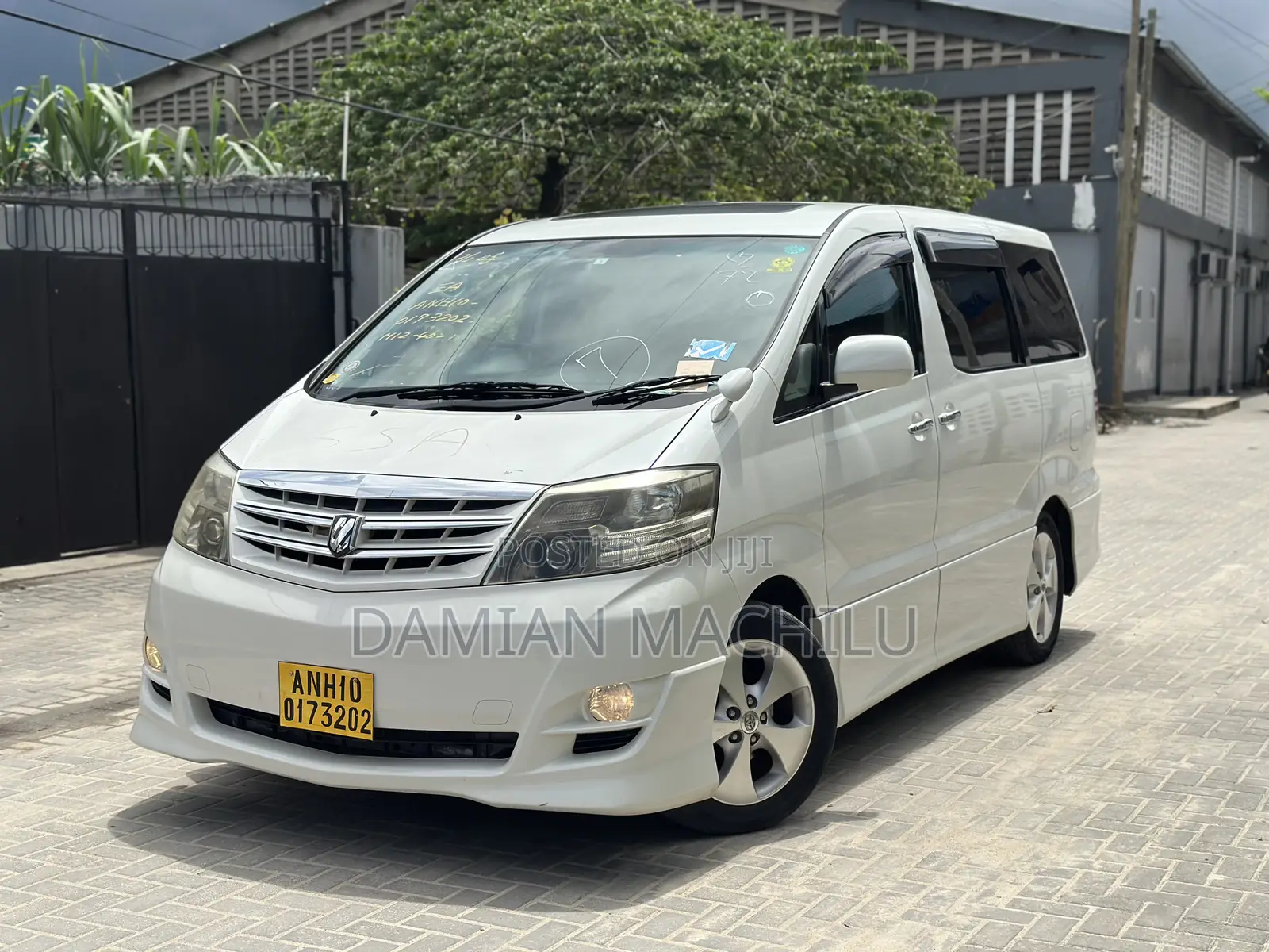 Toyota Alphard 2007 White