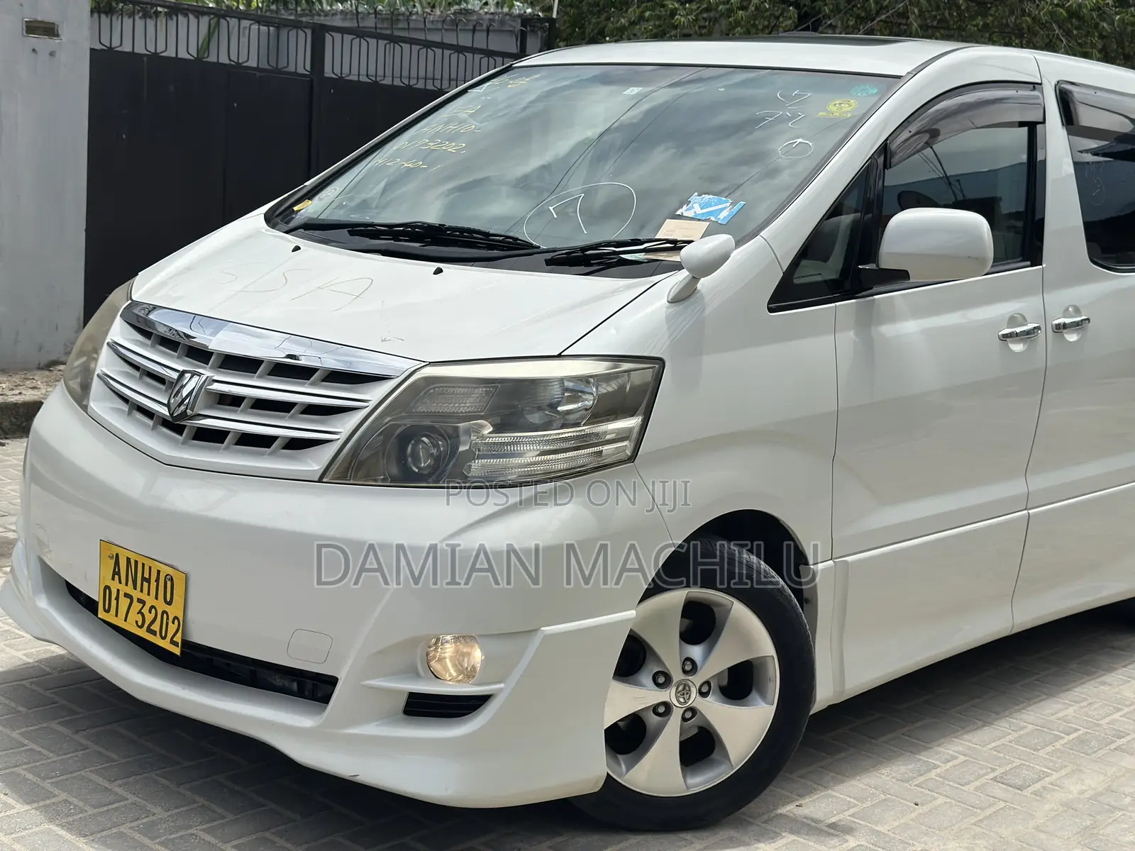 Toyota Alphard 2007 White