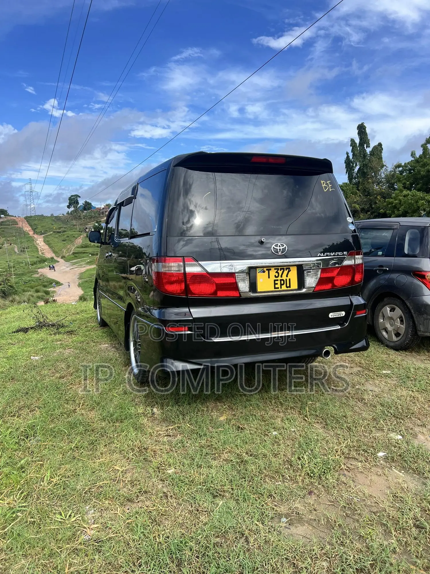 Toyota Alphard 2.4 Petrol AWD 2004 Black