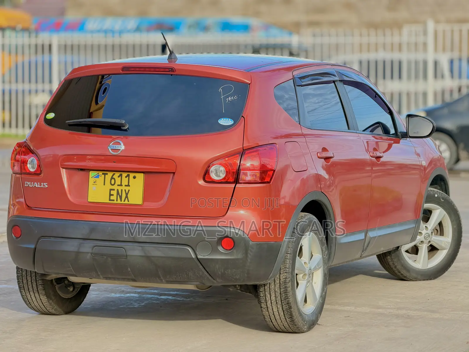 Nissan Dualis 2010 Maroon