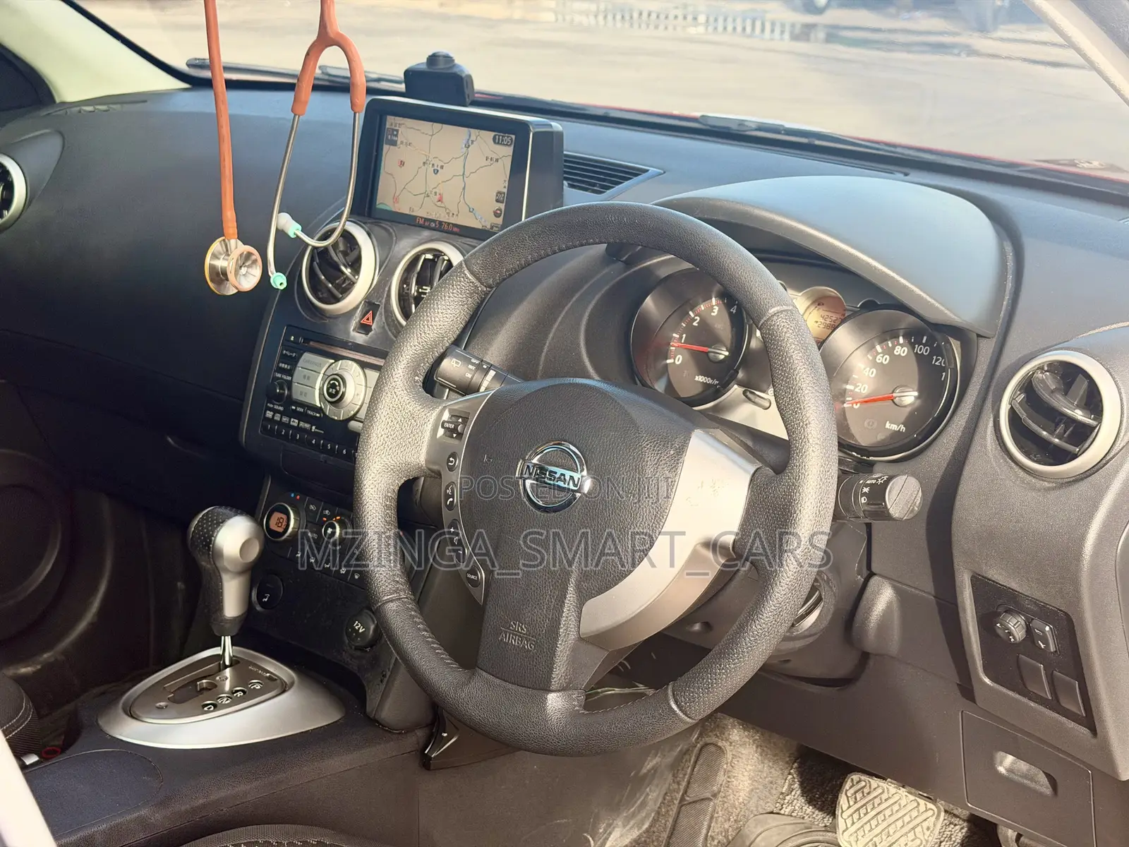 Nissan Dualis 2010 Maroon