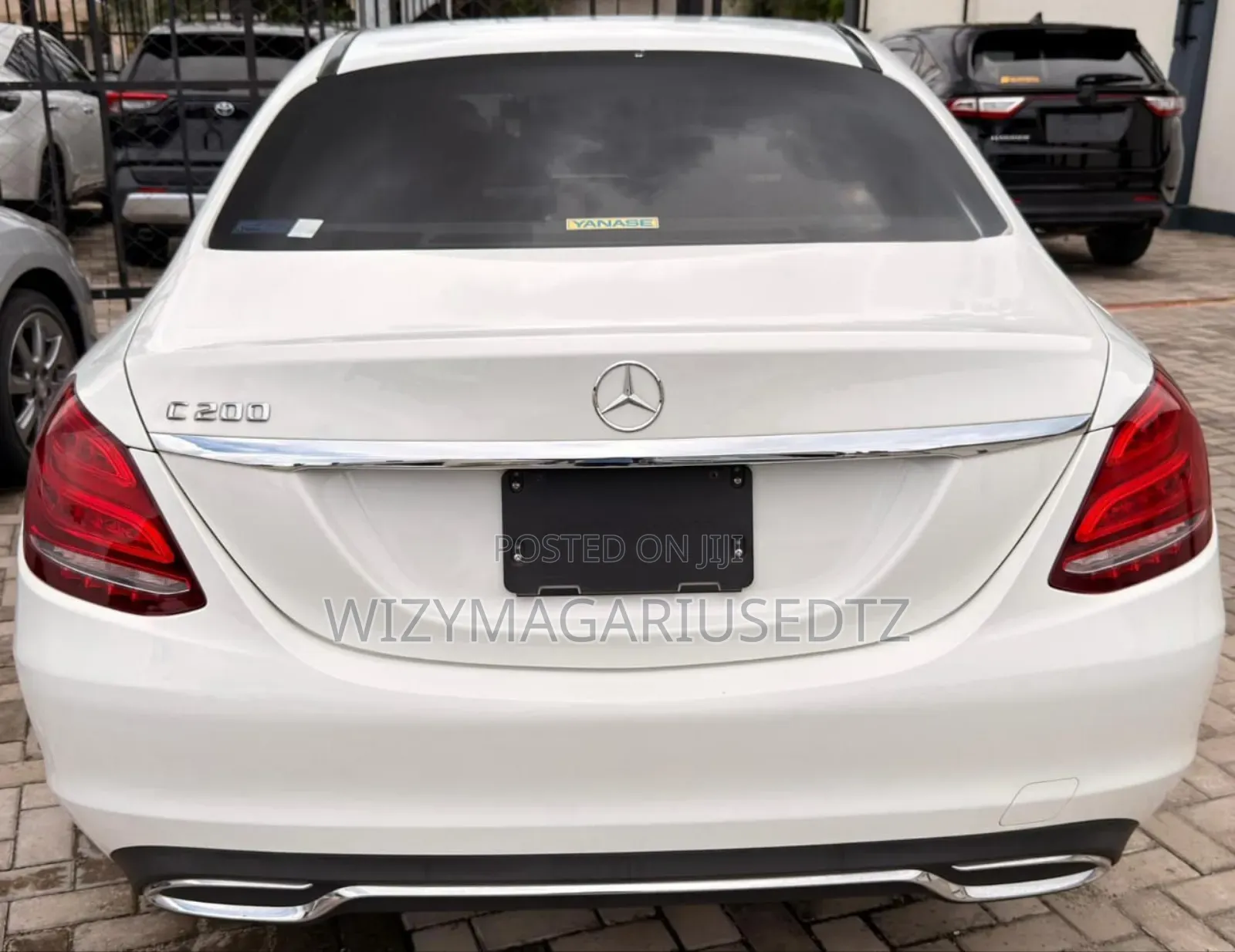 Mercedes-Benz C200 2014 White