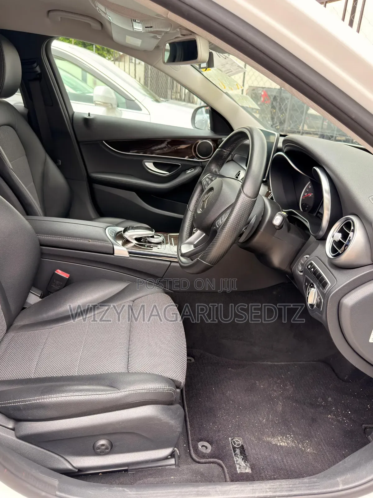 Mercedes-Benz C200 2014 White