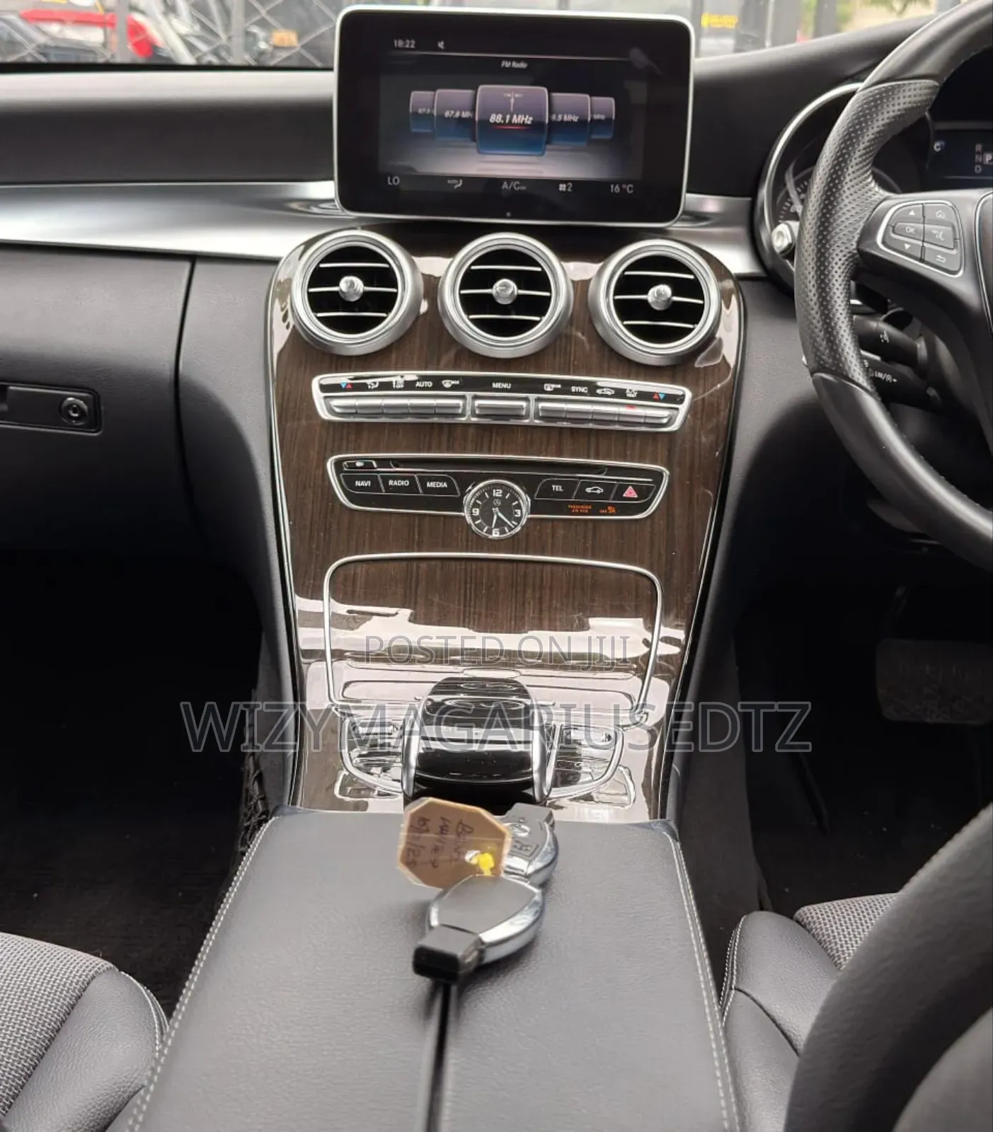 Mercedes-Benz C200 2014 White