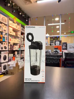 Porodo Lifestyle Grip and Mix Protein Shaker Bottle 700ml