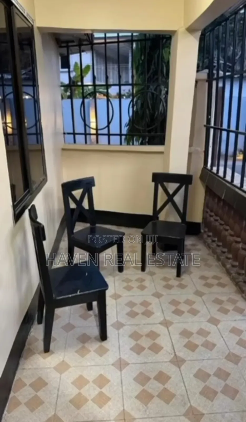 Furnished 2bdrm Apartment in Oyster Bay for rent