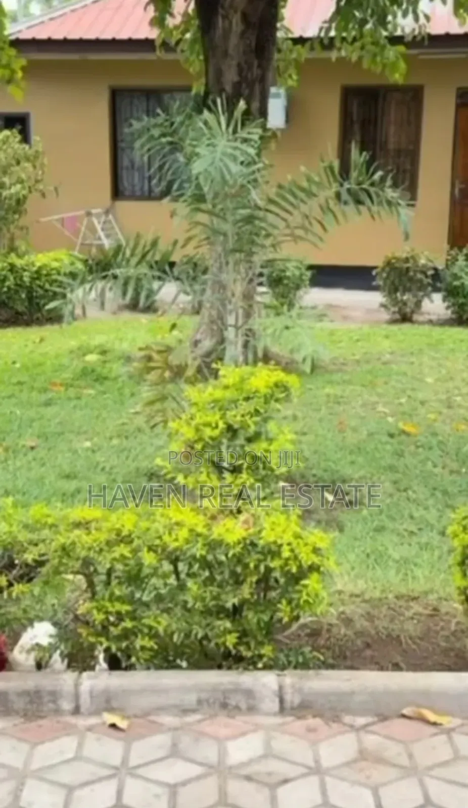 Furnished 2bdrm Apartment in Oyster Bay for rent