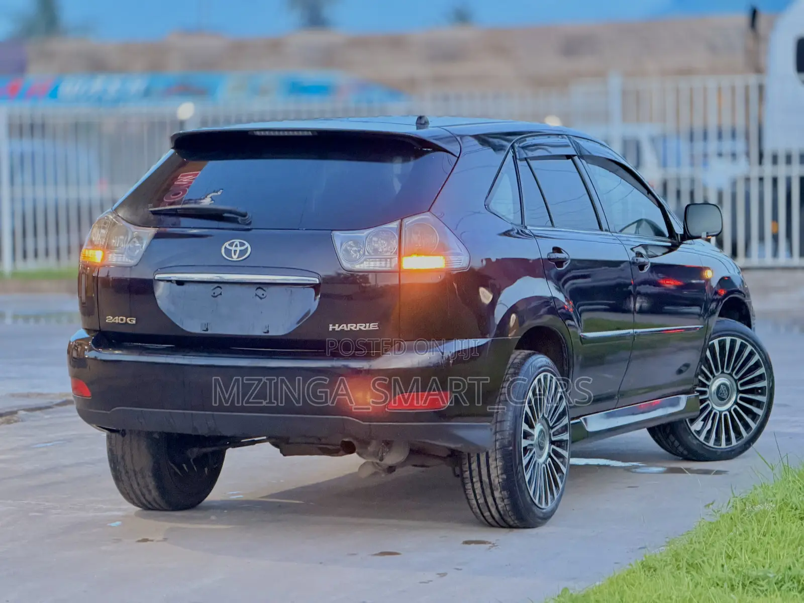 Toyota Harrier 2.4 2008 Black