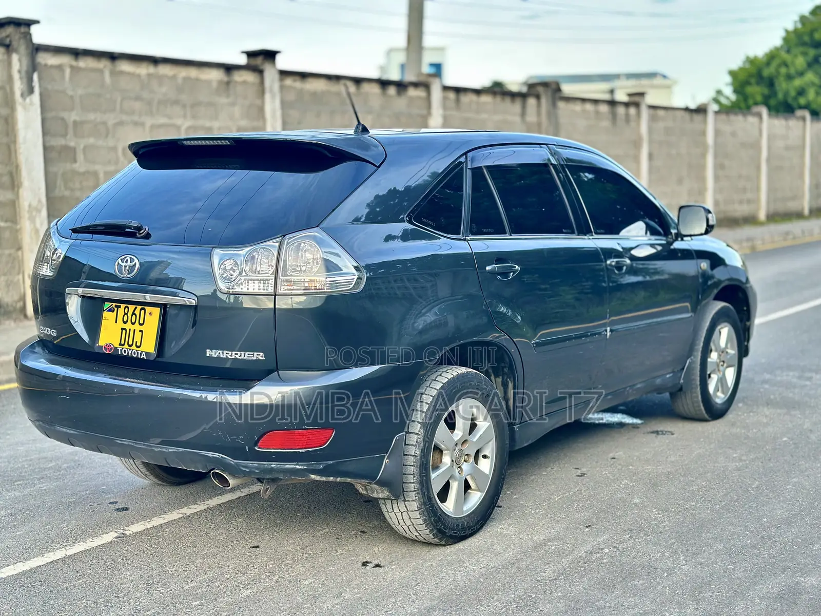 Toyota Harrier 2.4 4WD 2006 Black