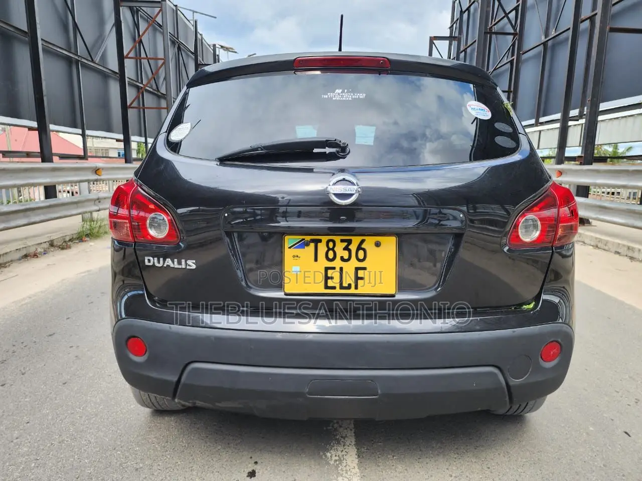 Nissan Dualis 2010 Black