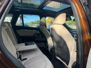 BMW X1 xDrive28i AWD 2016 Brown