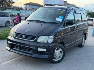 Toyota Noah 2.0 FWD (8 Seater) 2001 Black