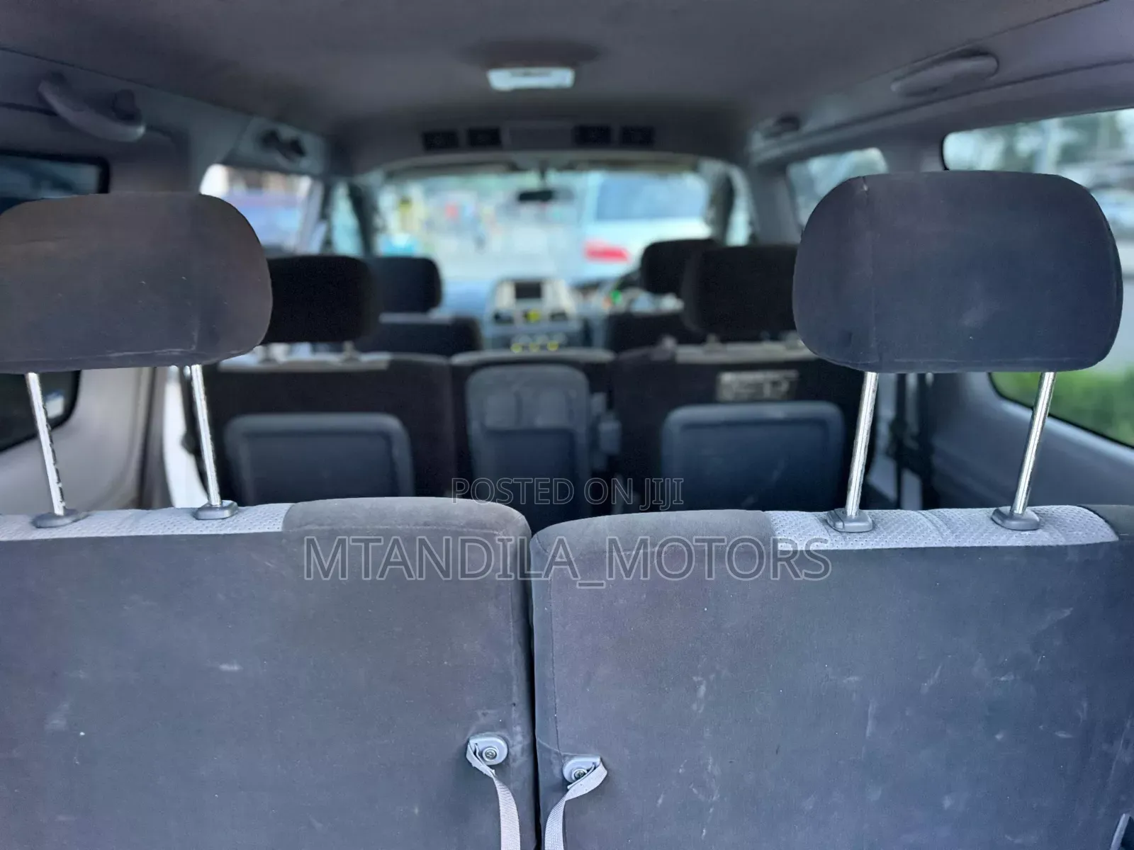 Toyota Noah 2.0 FWD (8 Seater) 2001 Black