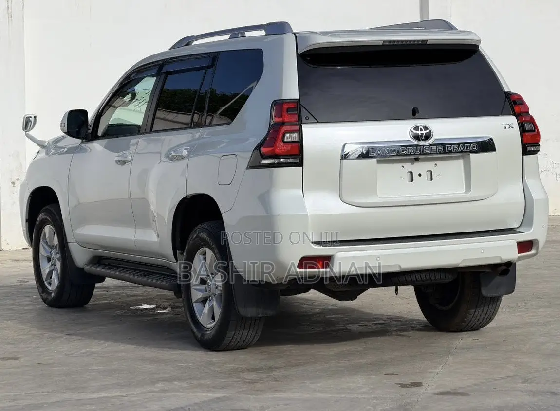 Toyota Land Cruiser Prado 2.8 2018 Pearl