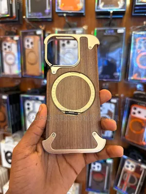 iPhone 17 Covers
