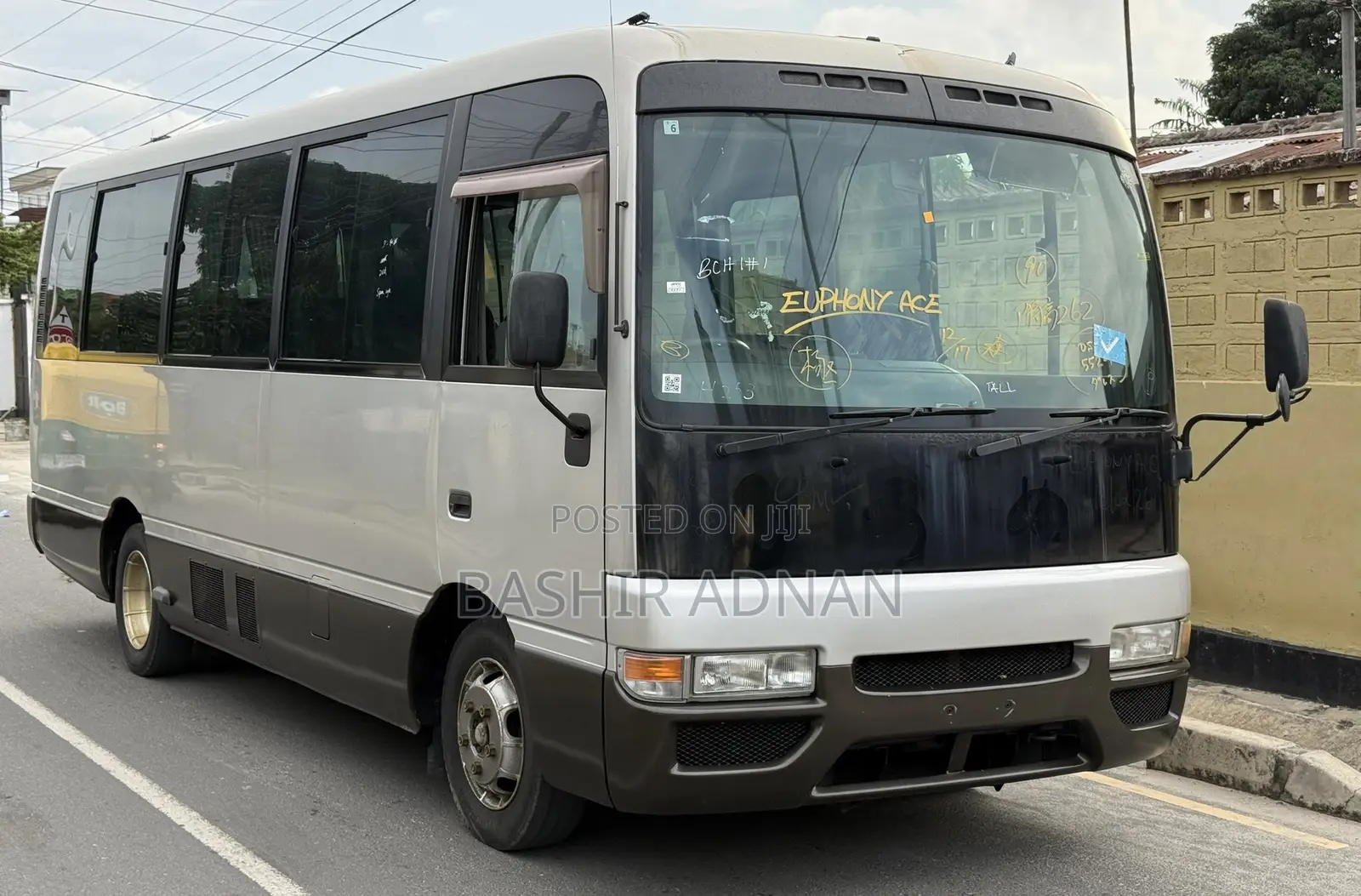 Nissan Civilian 2001 Silver