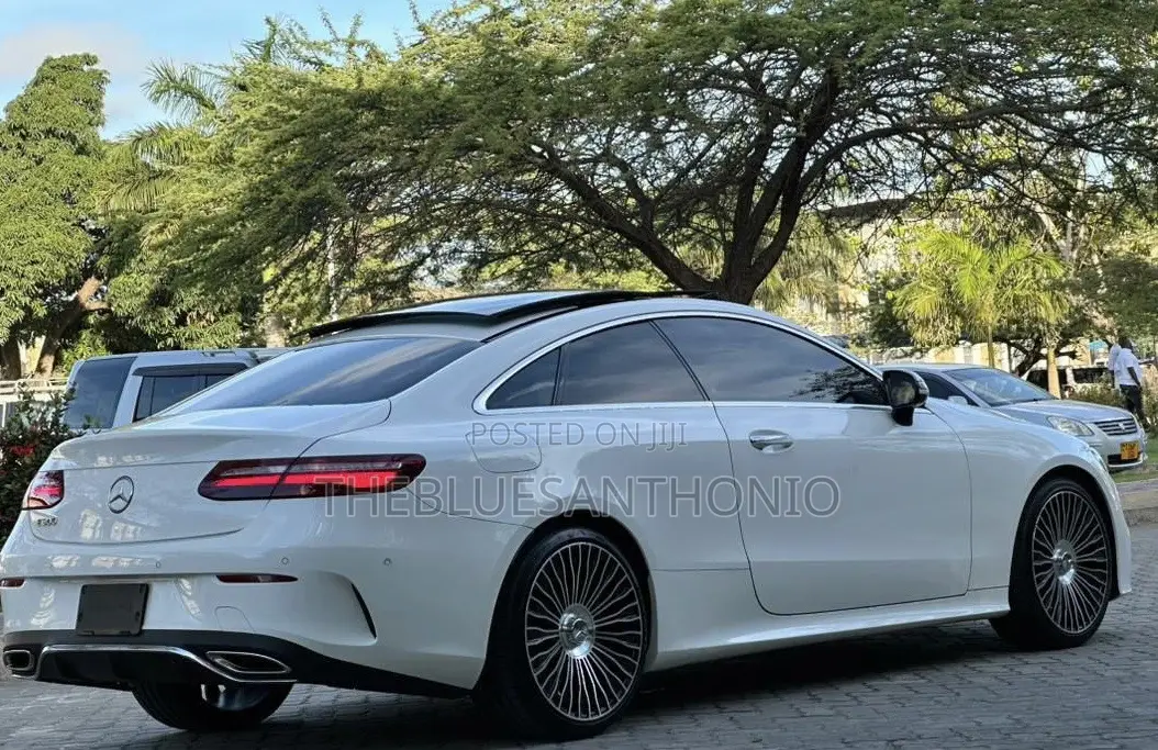 Mercedes-Benz E200 2018 White