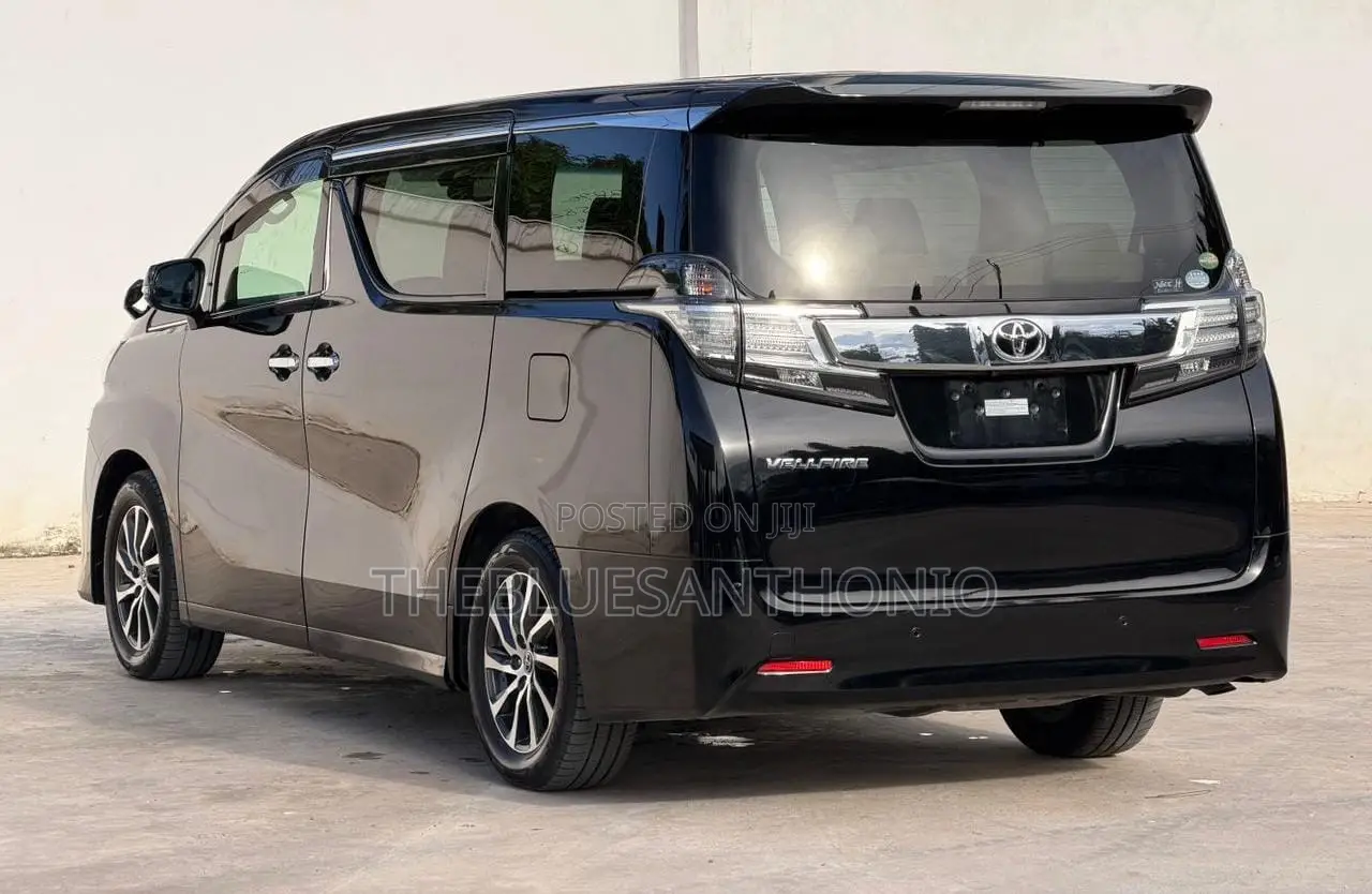 Toyota Alphard 2018 Black