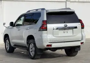 Toyota Land Cruiser Prado 2018 White