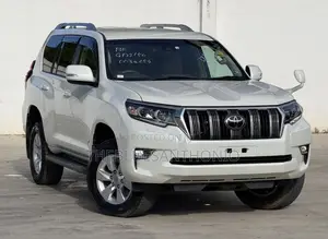 Toyota Land Cruiser Prado 2018 White