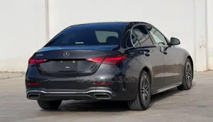 Mercedes-Benz C200 2023 Black