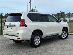 Toyota Land Cruiser Prado 2.8 2020 White