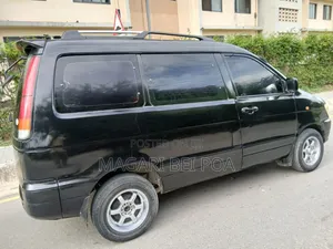 Toyota Noah 2005 Black