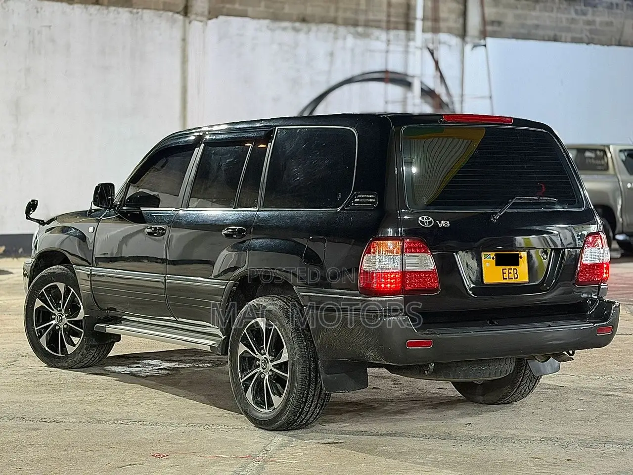 Toyota Land Cruiser 2003 Black