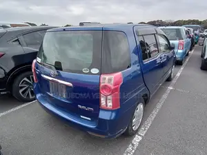 Toyota Raum 2009 Blue