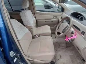 Toyota Raum 2009 Blue