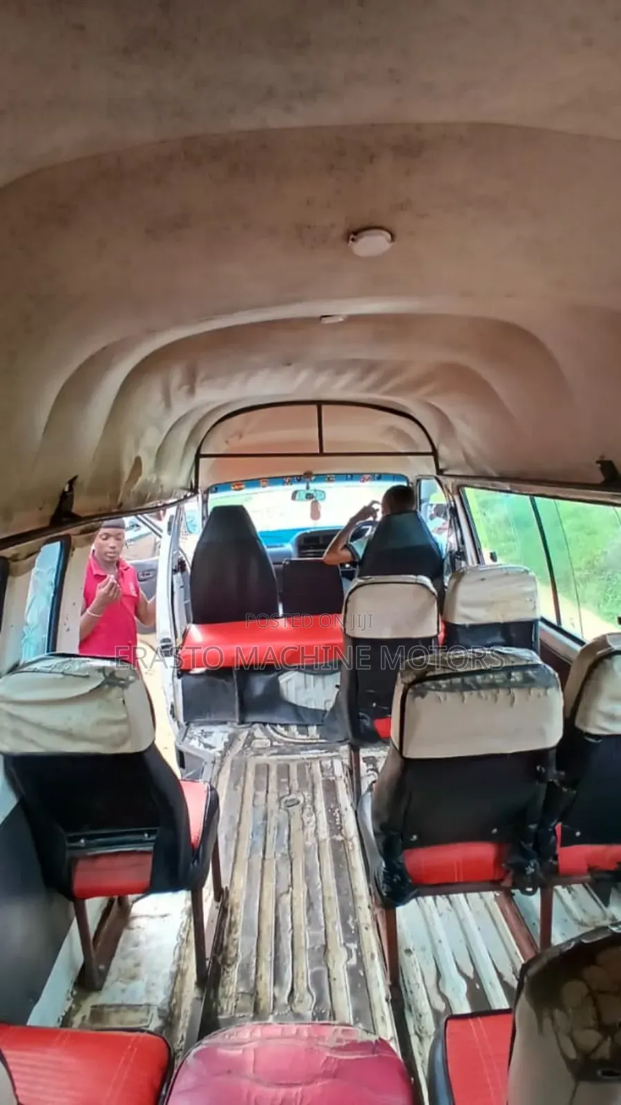 Toyota HiAce 2005 White