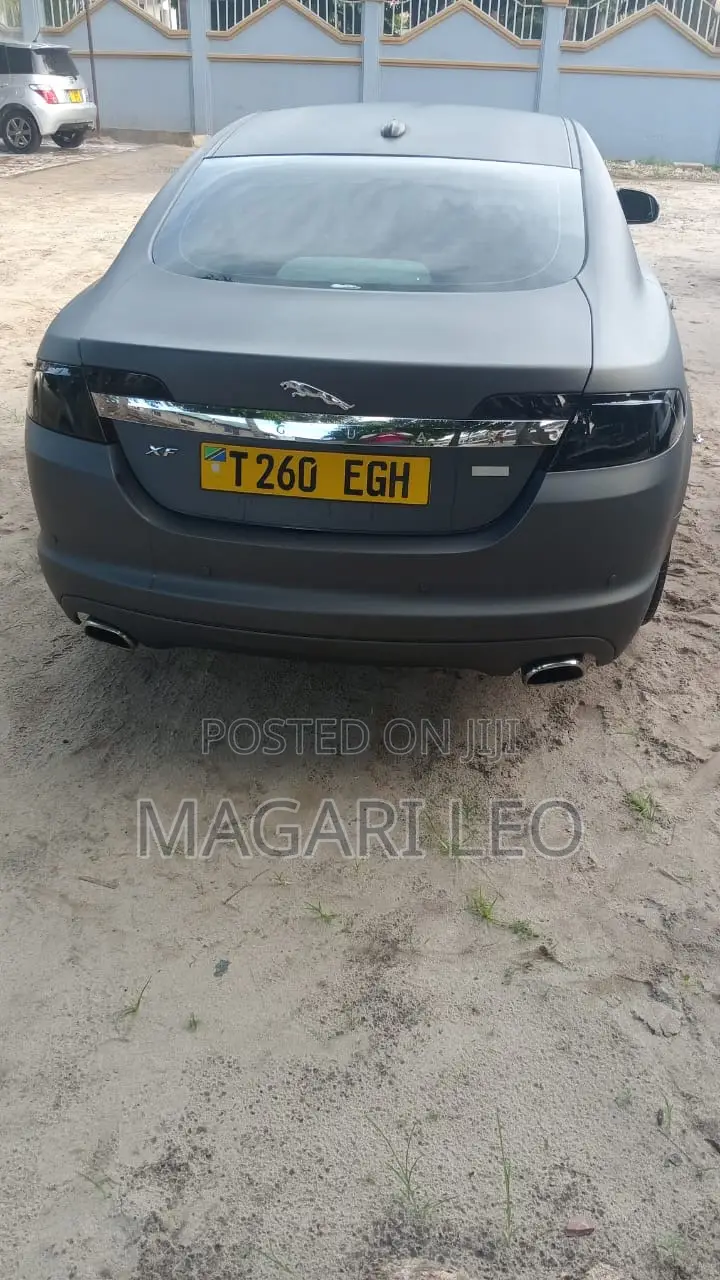 Jaguar XF 2011 Matt Black