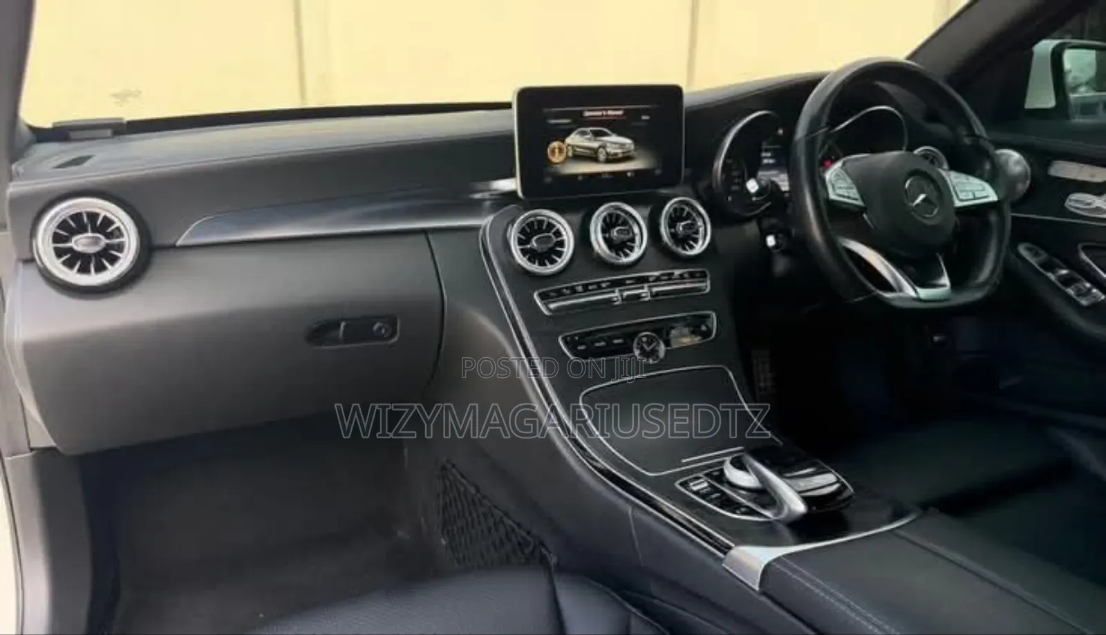 Mercedes-Benz C-Class 2015 Off white