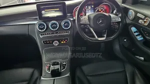 Mercedes-Benz C-Class 2015 Off white