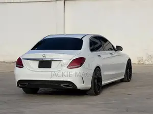 Mercedes-Benz C200 2015 White