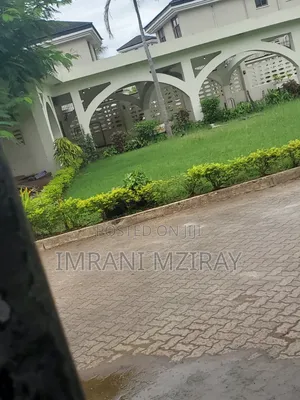 Furnished 4bdrm Bungalow in Oyster Bay for rent