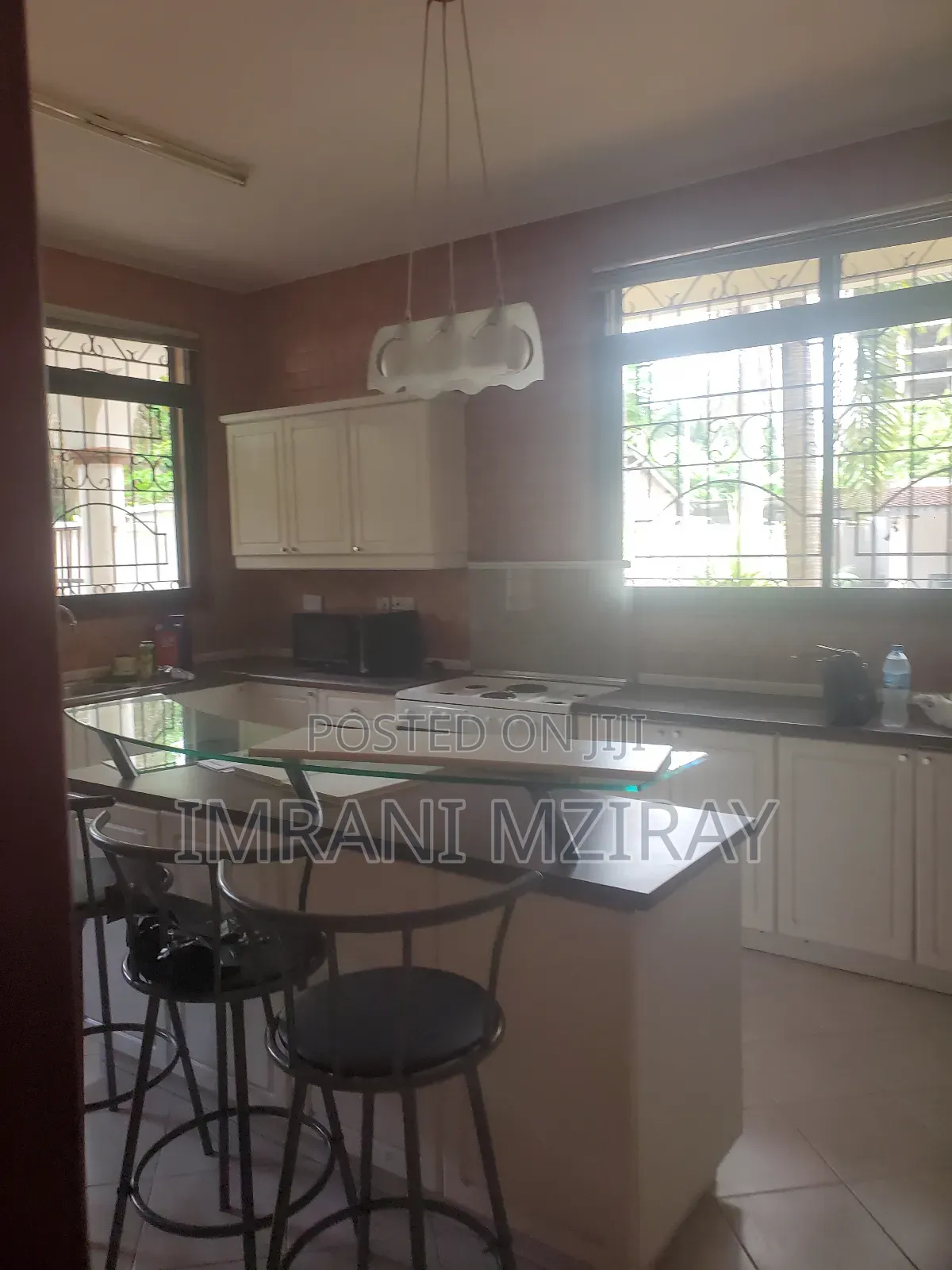 Furnished 4bdrm Bungalow in Oyster Bay for rent
