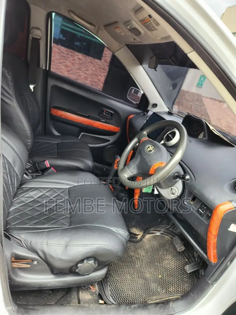 Toyota IST 2005 White