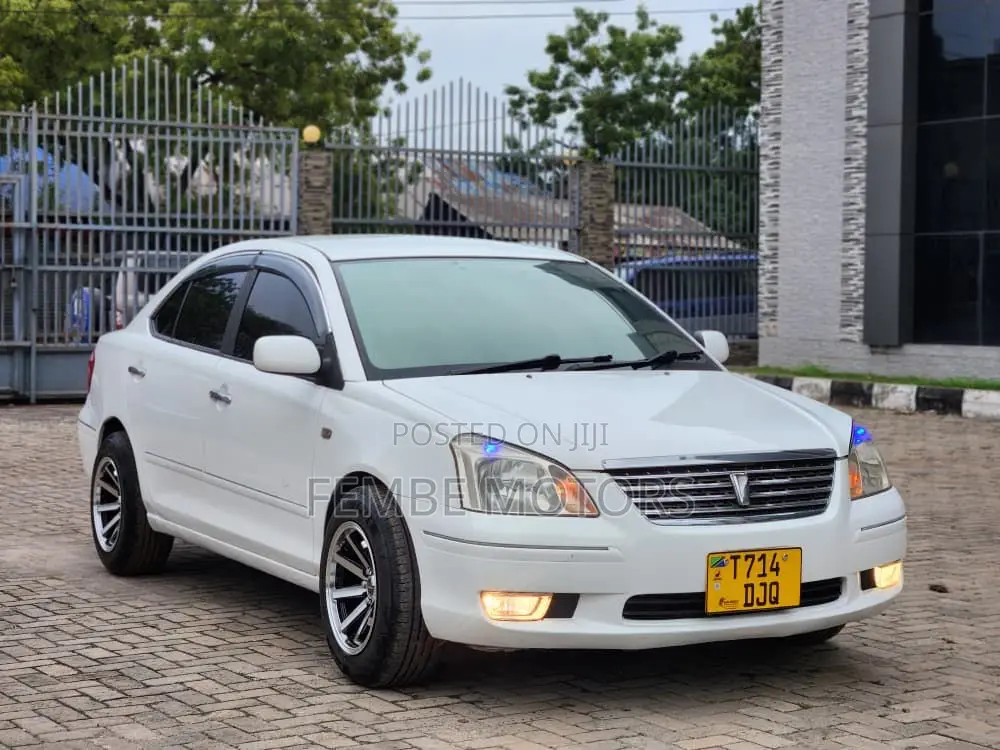 Toyota Premio 2005 White