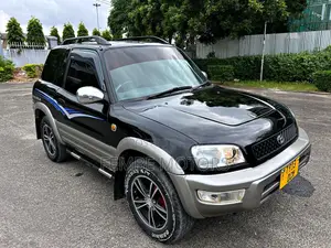 Toyota RAV4 1999 Black