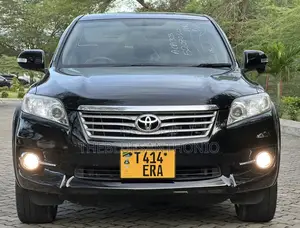 Toyota Vanguard 2011 Black