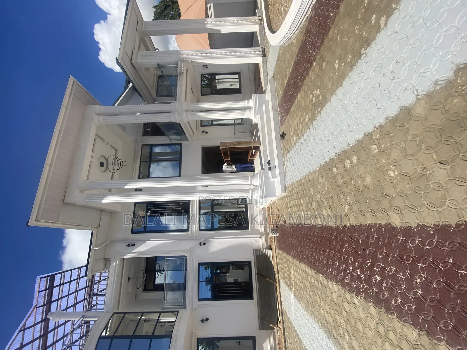 7bdrm House in Geza, Kigamboni for sale