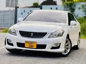 Toyota Crown 2009 White