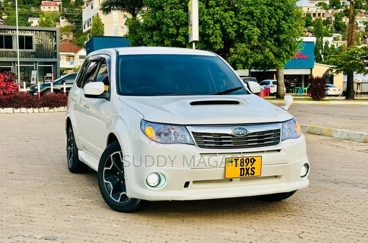 Subaru Forester 2010 White